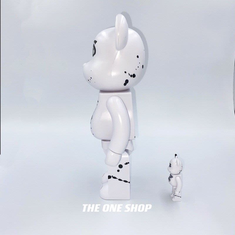 BE@RBRICK x NAS x APPLEBUM 聯名白色日文書法潑墨庫柏力克熊400% 100