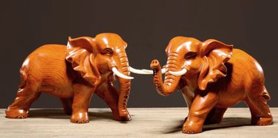 花梨木木雕大象擺件一對 手工雕刻工藝品象牙大象擺飾 吉祥象木製雕刻裝飾品開業禮品居家擺件