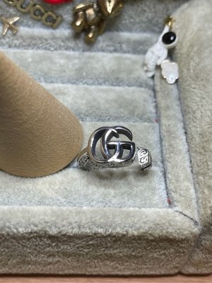 GUCCI 經典 雙G 復古銀 雕花 鑰匙 二手 造型 戒指