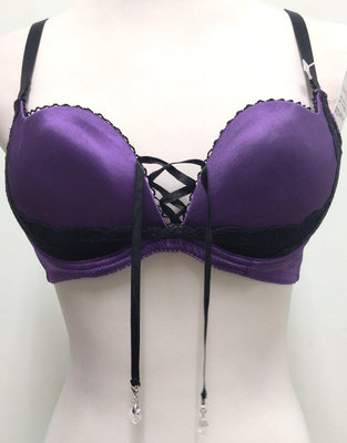 Bod -S🌟 (深紫色) 緞亮面絲滑絲帶一拉集中乳溝內衣 罩杯尺碼：34/75C 👙全新內衣👙全新胸罩