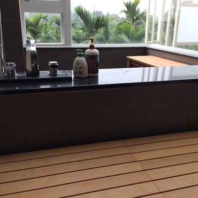 [時代木防水家具]浴室踏板(60x60x2.4cm)/浴室地板/陽台地板/ 戶外地板/防滑踏墊 止滑墊