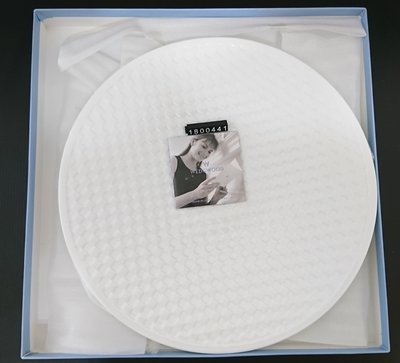 WEDGWOOD 瑋緻活 白色 編織紋 瓷盤 點心盤 盒裝 1800441