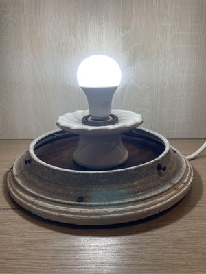 早期檜木板吸頂燈 檜木圓盤燈具 檜木圓形吸頂燈 圓盤瓷器吸頂燈 懷舊燈具 拍戲道具 造型 （改造燈具）二手