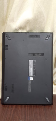 ASUS X560UD 15吋窄邊框筆電 (i7-8550U/GTX1050/閃電藍) 零件機 只有測試可開機 狀況: 燈不亮 無畫面 拆機 無ram無硬碟 品