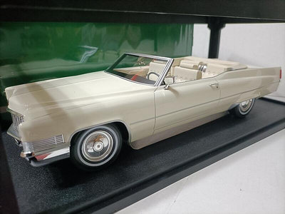Cult 1 18 凱迪拉克帝威敞篷車模型 Cadillac De Ville 1970 白色