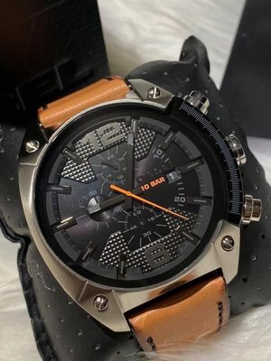 DIESEL Overflow黑色面錶盤 淺棕色皮革錶帶 石英 三眼計時 男士手錶 DZ4503