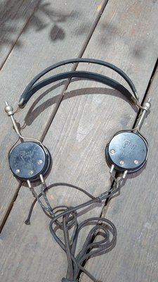 Vintage Americana。復古事 1920年代 美國古董 收音機耳機 耳機 收藏 擺飾 復古 古道具 租借
