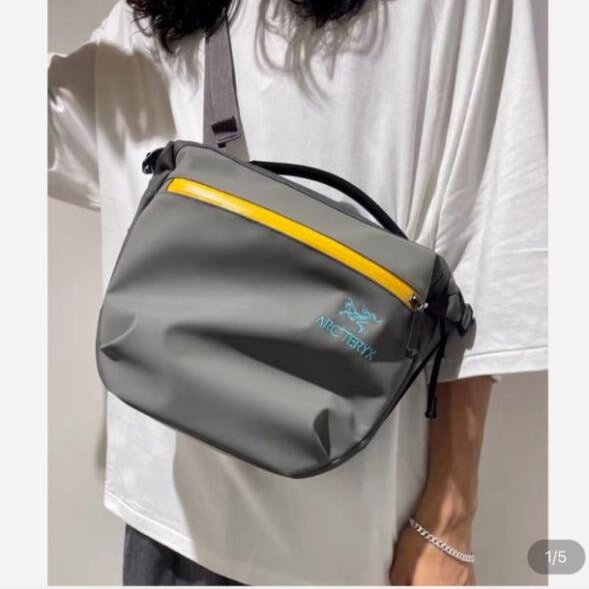 現貨BEAMS X ARCTERYX 聯名Arro 8 Shoulder Bag始祖鳥挎包郵差包