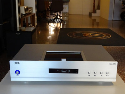 sens117 一台品項不錯的日本製 CEC TL3N 皮帶傳動CD轉盤