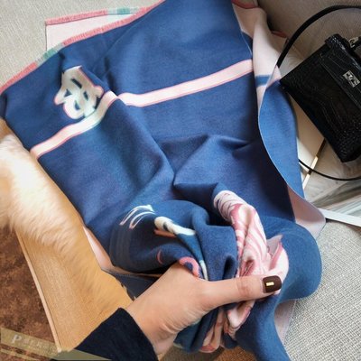 雅格精品代購 BURBERRY 時尚品牌 2020秋冬新款 羊毛圍巾(180/65 f1) 美國outlet代