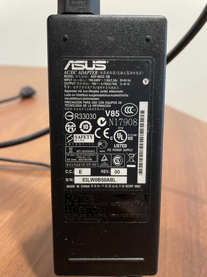 ASUS U41SV 華碩筆電變壓器 ADP-90CD DB, 輸入1.5A,50-60HZ, 輸出19V,4.74A