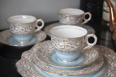 【旭鑫骨瓷】Royal Standard 金絲粉藍下午茶杯組 一戰時期 茶杯 蛋糕盤 E.16