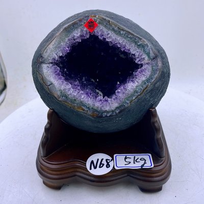 H1292 頂級烏拉圭ESP紫水晶洞 5kg，高20cm，寬17cm，厚度19cm，洞深8cm（紫晶洞