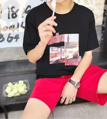 FINDSENSE MD 韓國 潮 男 時尚 休閒 寬鬆 五分袖 特色圖案人物地區 短袖T恤 特色短T