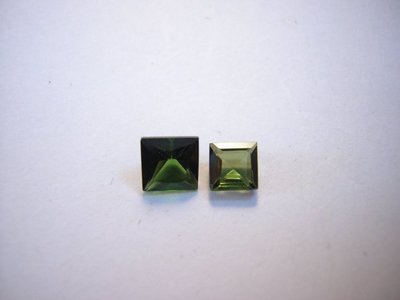 【尋寶坊】綠碧璽裸石~鑽石切割款二顆合計1.1克拉(ct)《低起標.無底價》~