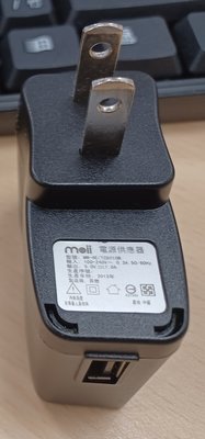 ╭★㊣ 二手 moii電源供應器 USB接頭單接口【MM-4E/TC5010B】輸出5V~1A 充電器/變壓器 $29