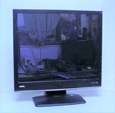 ~ 駿朋電腦 ~ BenQ E910 LCD 19" 液晶螢幕 防刮玻璃 請自取 $600