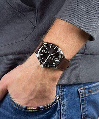 物美大錶徑 seiko 太陽能100M皮帶腕錶 SNE487P1
