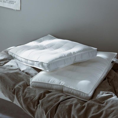 現貨熱銷-快速出貨 床上用品出口簡約枕芯 超柔軟羽絲絨枕芯低枕 日式五星級立體纖維枕可水洗