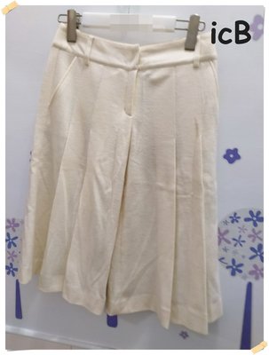 免運。日本製icB【全新專櫃商品】米白色 時尚優雅款純色壓摺襇羊毛過膝寬管褲/褲裙。2號