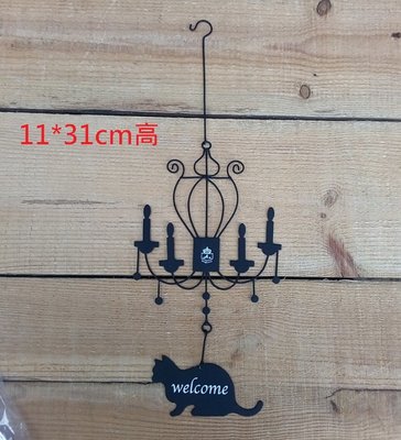 【浪漫349】日系AZ 雜貨 - AZ-1203  燭台造型黑貓 WELCOME 吊飾 迎賓 鐵材