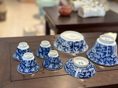 【二手】清代若深珍藏灑藍白竹紋茶碗杯一套 古董 老貨 收藏 【古董店】-2490