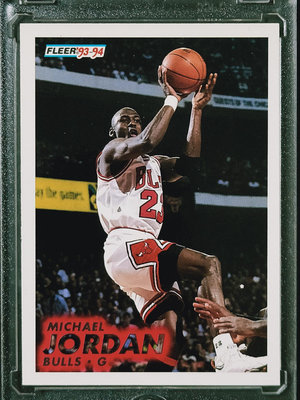 93-94 FLEER Michael Jordan #28