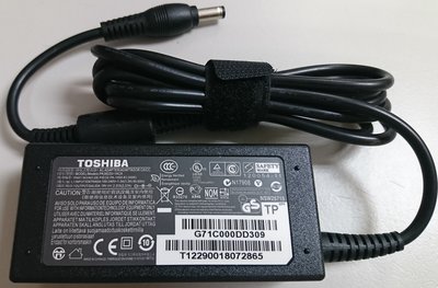 全新 TOSHIBA 東芝 變壓器 PA-1450-81 19V 2.37A 45W 5.5-2.5mm