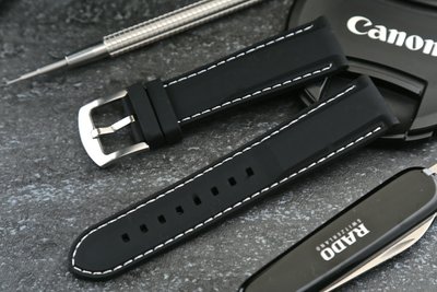 22mm  通用型賽車疾速風格矽膠錶帶不鏽鋼製錶扣,白色縫線,雙錶圈,diesel seiko