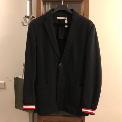 Givenchy 黑紅休閑西裝外套，50號適合177-183CM，全新只有一件~