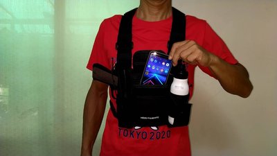 高級肩掛式戰術背心萬用手機吊帶包可放對講機.蘋果手機.相機.肩掛槍套.水壺一包搞定(登山旅行出國都適用)