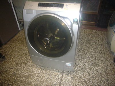 Panasonic變頻14公斤洗脫滾筒洗衣機NAV158BW (炫亮銀)