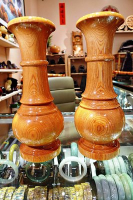 ((上品堂))頂級檜木精雕花瓶一對，平平安安.高22cm，只給第一標
