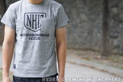 【HYDRA】I.T 全新正品 NHIZ NEIGHBORHOOD X IZZUE 盾牌 口袋 經典LOGO 短T 灰 S M L