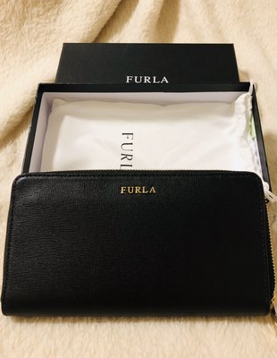 FURLA 義大利時尚品牌 FURLA 金屬拉鍊Logo長夾～全新真品