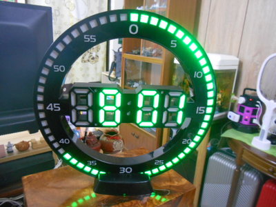 LED數位時鐘 數字鐘 壁掛 夜光 時尚工業風 科技電子鐘 電子式 掛鐘 LED 3D綠色 立體電子時鐘 掛鐘