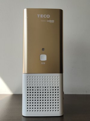 幸運草 近全新TECO東元 個人隨身型空氣清淨機 NN0802BD 1台$400