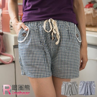 短褲--鬆緊抽繩褲頭小格紋木釦造型短褲(黑.藍S-2L)-R132眼圈熊中大尺碼
