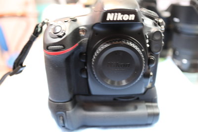 Nikon D800E +原廠電池手把