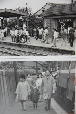 10111-回饋社會-特價品-很早期-關渡火車站-原版-老照片2張一起賣-罕見收藏品-(郵寄免運費-建議預約自取確認)