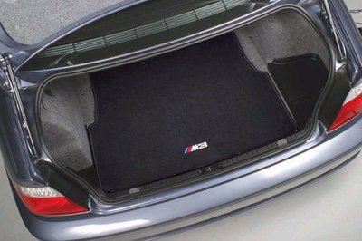 【樂駒】BMW 3er E46 M3 原廠 絨毛 行李箱 防護墊 後車廂 襯墊 行李墊 車內 加裝 保護