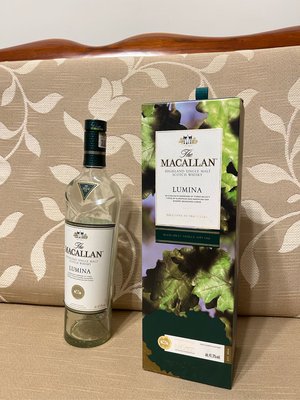 Scotland 九成新.蘇格蘭國際知名品牌酒空瓶The Macallan Lumina 700ml·附原場硬紙質全彩印.小資窩居最佳飾品·完美主義者請勿下標