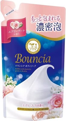 牛乳石鹼植物性高保濕濃密泡沐浴乳補充包( 花香 ) 360ml