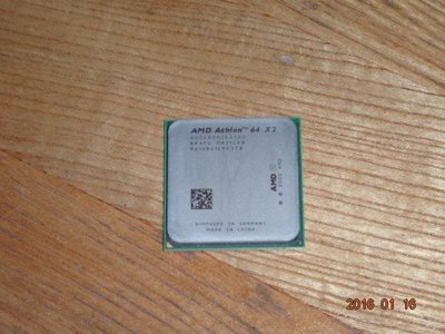 雙核心 64位元 AM2 CPU: AMD Athlon 64 X2 4800 2.5G ADO4800IAA5DO