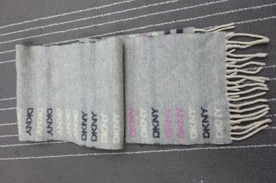義大利製DKNY灰色80%羊毛圍巾zara.uni.mk.h&amp;m.icb.ca.ga.polo.a&amp;f.a la.iro