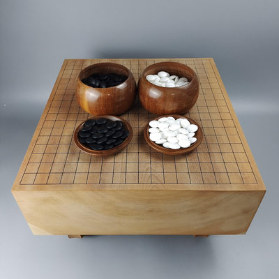 。日本本桂圍棋桌圍棋子一套。圍棋墩獨木。