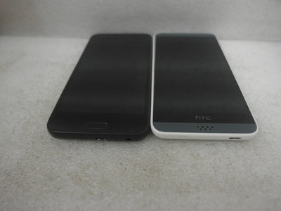[快樂99]-HTC A9sx / D530u 兩支手機 [請自行檢測.標到賺到]-99元起標(N343)