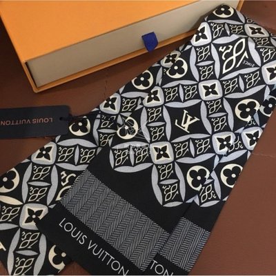 Louis Vuitton LV seit 1854 Deckel Grau Baumwolle ref.239406 - Joli