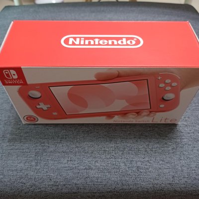 全新Nintendo任天堂Switch Lite主機-珊瑚色台灣公司貨-繁體中文版