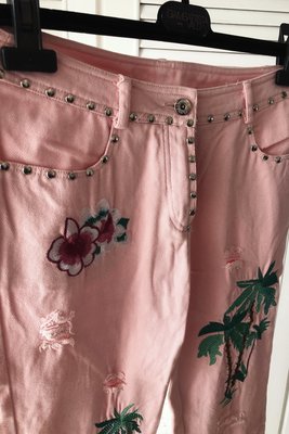 【Dolce &amp; Gabbana】粉紅櫻花刺繡花朵卯釘牛仔褲